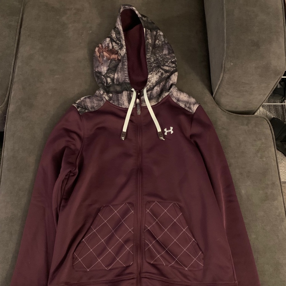 Women’s Under Armour Zip-up